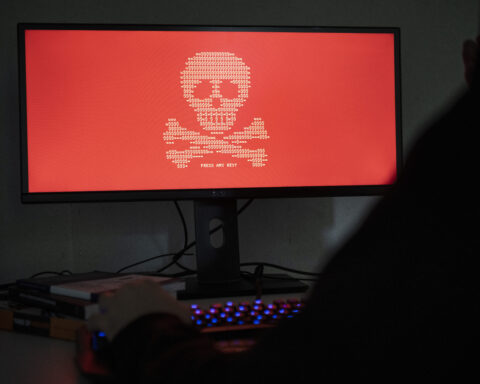 Sur le darknet, les criminels concluent des affaires en toute illégalité. © Keystone