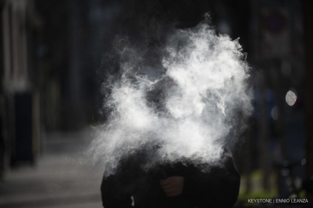 Fumée de cigarette.
